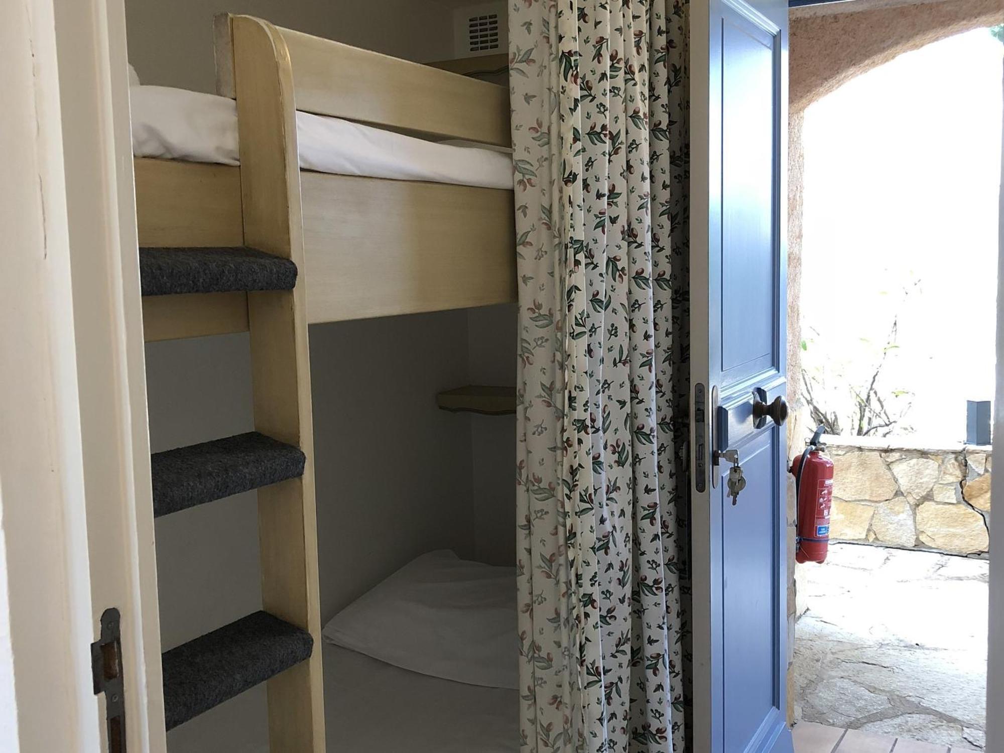 Jas Neuf Hotel