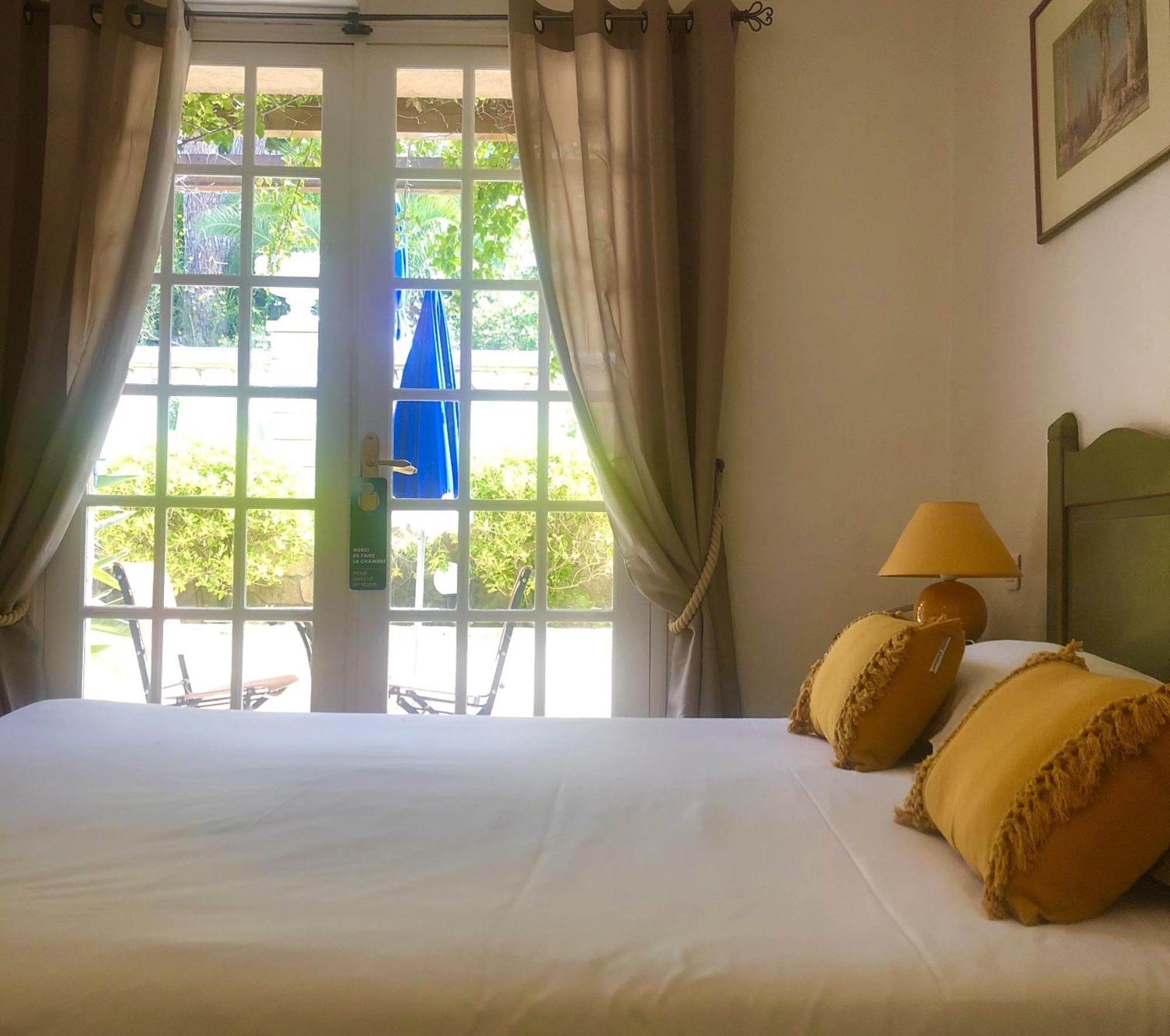 Jas Neuf Hotel