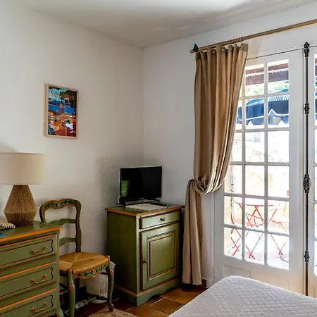 Hotel Jas Neuf Sainte-Maxime Room photo